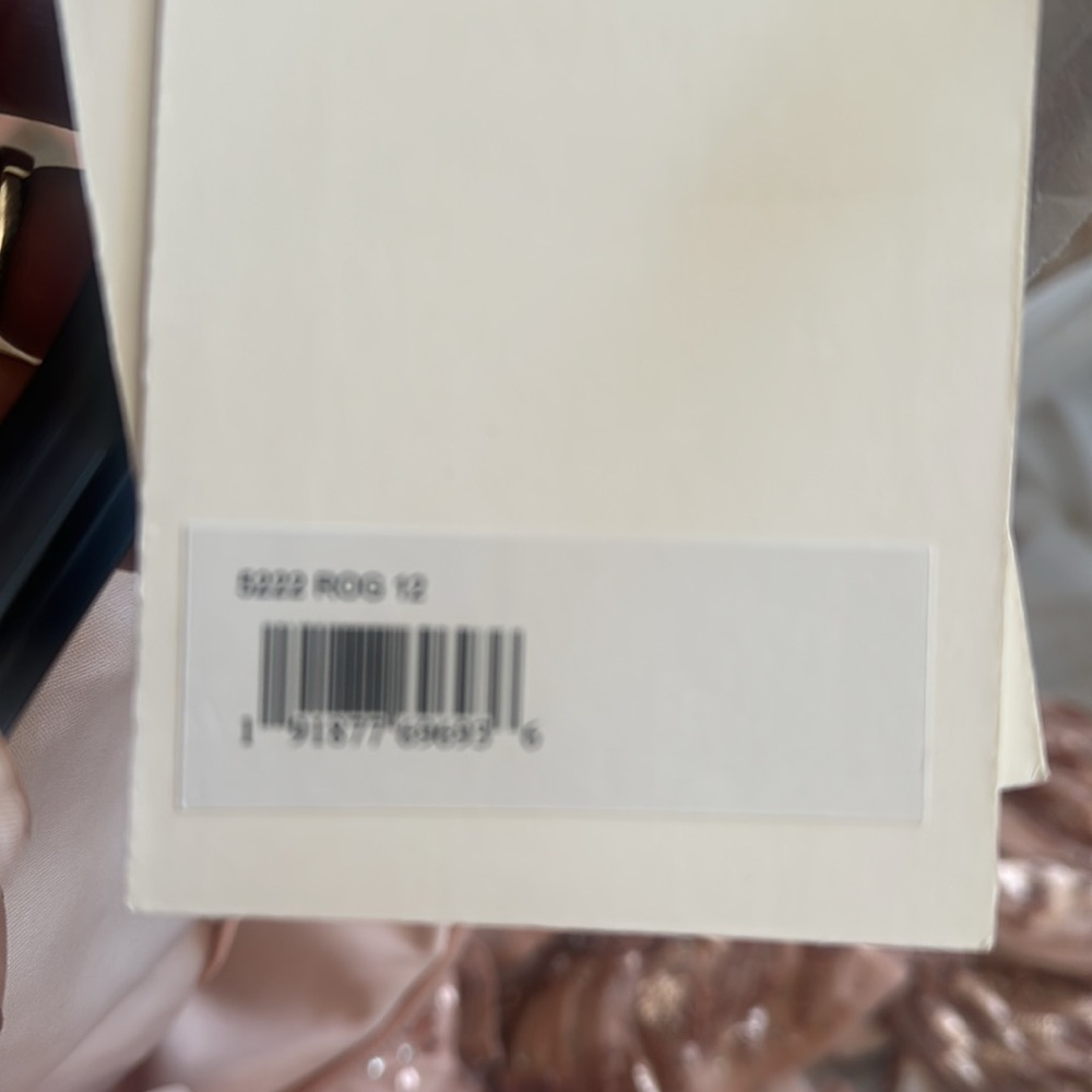 Mac Duggal Vibrant V-neckline Sheath Dress
Rose Gold, size 12 - Picture 7 of 8